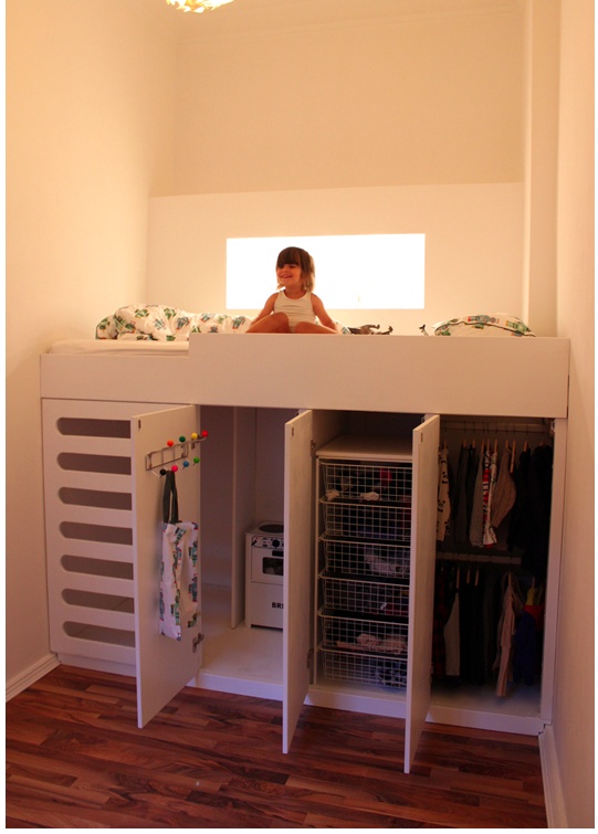 16 Loft Beds to Make Your Small Space Feel Bigger Cama Closet, Boy's Bedroom, Bunk Bed, Kid Spaces, Tiny Homes, Boy's Room, New Room, Kid Beds, Small Bedroom