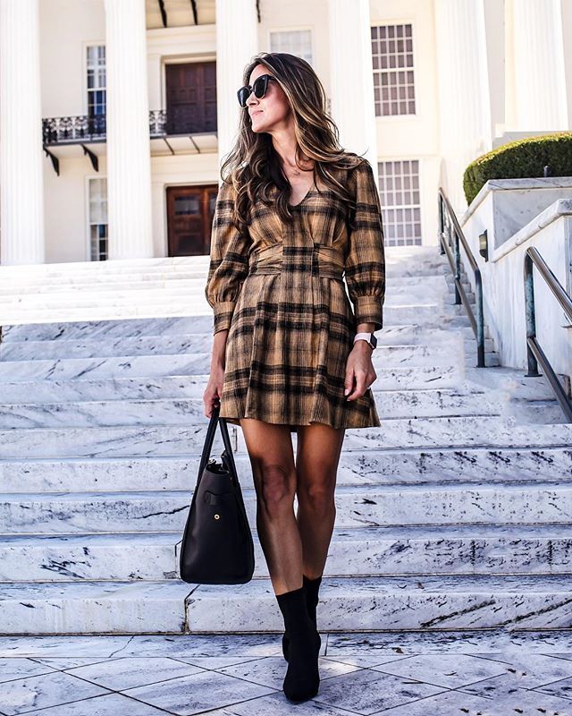 JUST ADD PLAID - FALL STYLE INSPIRATION - FREE PEOPLE DRESS #ootd #lotd #outfitideas #outfits Skater Skirt Outfit, Skirt Outfit Ideas, Pullovers Outfit, Dress Ootd, Christmas Outfits Women, Chic Fall Outfits, Fall Outfit Ideas, Style Inspiration Fall, Style Blogger