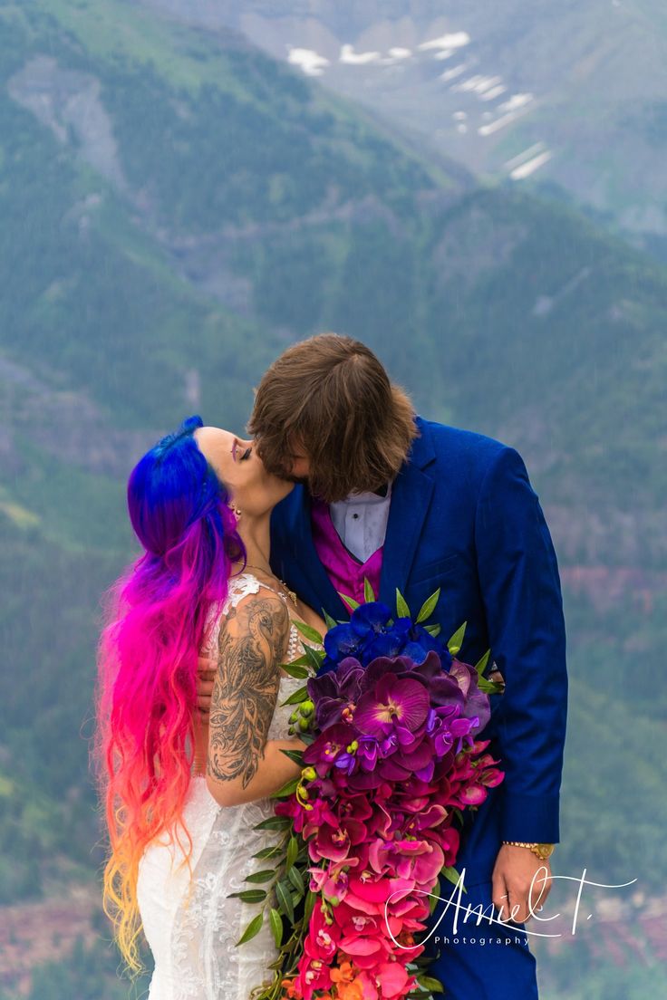 Reverse Sunset Hair, Colorful Wedding Hair, Rainbow Hair Dye, Sunset Hair, Wedding Color Scheme, Boosting Confidence, Dramatic Hair, Mens Hair Colour, Rainbow Order