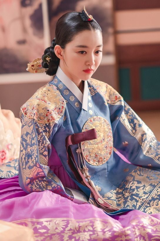 Hanbok Aesthetic, Korean Dynasty, Korean Wedding Dress, Hanbok Traditional, Korean Traditional Clothing, Korean Accessories, Korean Traditional Dress, Fotografi Vintage, Korean Hanbok