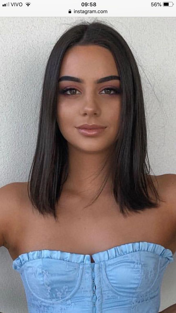 Haircut Ideas Shoulder Length Straight, Straight Lobs Shoulder Length, Short Dark Straight Hair, Clavicut Hair Straight, Straight Short Brown Hair, Short Brown Hair Straight, Short Hair 2023 Trends, Brown Straight Short Hair, Short Brown Hair Aesthetic