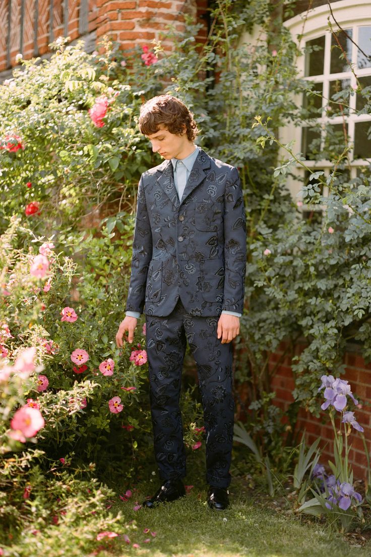 Floral Outfit Men, Oxford Bags, Silk Dressing Gown, Erdem Moralioglu, Dior Collection, 2023 Ss, Dream Party, Autumn Night, Men Formal