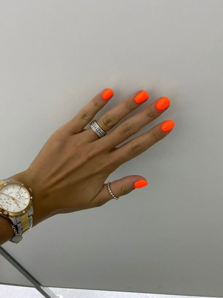 Orange Neon Nails, Orange Red Nails, Bright Orange Nails, Perfect Summer Nails, Pool Nails, Vacation Nails Beach, Nails Vacation, Winter Nail Art Designs, Sea Nails