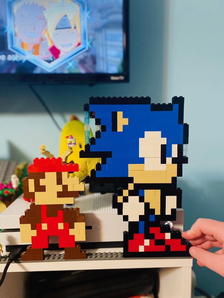 http://familypixiedust.com/2021/02/05/lego-diy-sonic-mario/ Sonic Crafts, Lego Patterns, Lego Sonic, Lego Therapy, Disney World Travel, Lego Mario, Lego Diy, Lego Store, Lego Craft