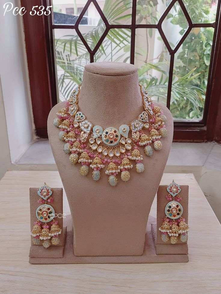 Kundan Jhumka, Punjabi Jewelry, Bridal Necklaces, Bridal Jewelry Sets Brides, Wedding Jewelry Sets Bridal Jewellery, Lehenga Jewellery, Indian Wedding Jewelry Sets, Bridal Necklace Designs, Neck Pieces Jewelry