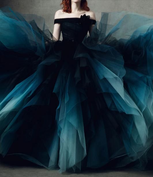 Ombre Prom Dress, Ombre Wedding Dress, Black Wedding Gowns, Ombre Prom Dresses, Ombre Wedding, Beauty Dress, Tulle Prom Dress, Blue Ombre, Marchesa