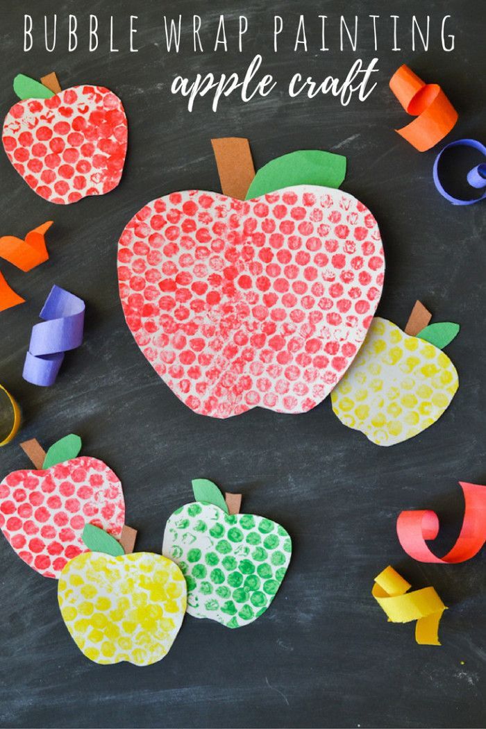 an apple craft made out of construction paper and cut into pieces with the words bubblewrap painting on it