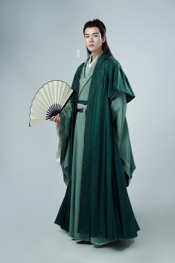 Modern Hanfu Men, Ancient Chinese Clothing Men, Chinese Traditional Dress Men, Traditional Chinese Clothing Male, Chinese Traditional Clothing Men, Chinese Hanfu Male, Chinese Men's Clothing, Hanbok Male, Historical Chinese Clothing