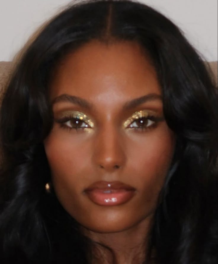 Blush Makeup Looks, Sydney J Harper, 90s Makeup Look, Gold Makeup Looks, Funky Makeup, Brown Skin Makeup, Makeup Help, Ethereal Makeup, Lip Combo