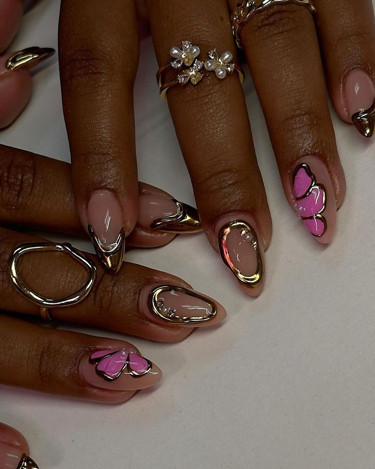 Edith✨️ | GEL-X EDUCATOR | TRAININGS | Brea, CA 📍 (@chibimoon.nails) • Instagram photos and videos Long Nails With Two Short Ones, Almond Classy Nails Designs, Short Almond French Tip Nail Design, Nail Ideas With Pink, Medium Nails Design, Trending Nail Designs 2024, Ghana Nails, Chrome Almond Nails Designs, Short Almond Nails Winter