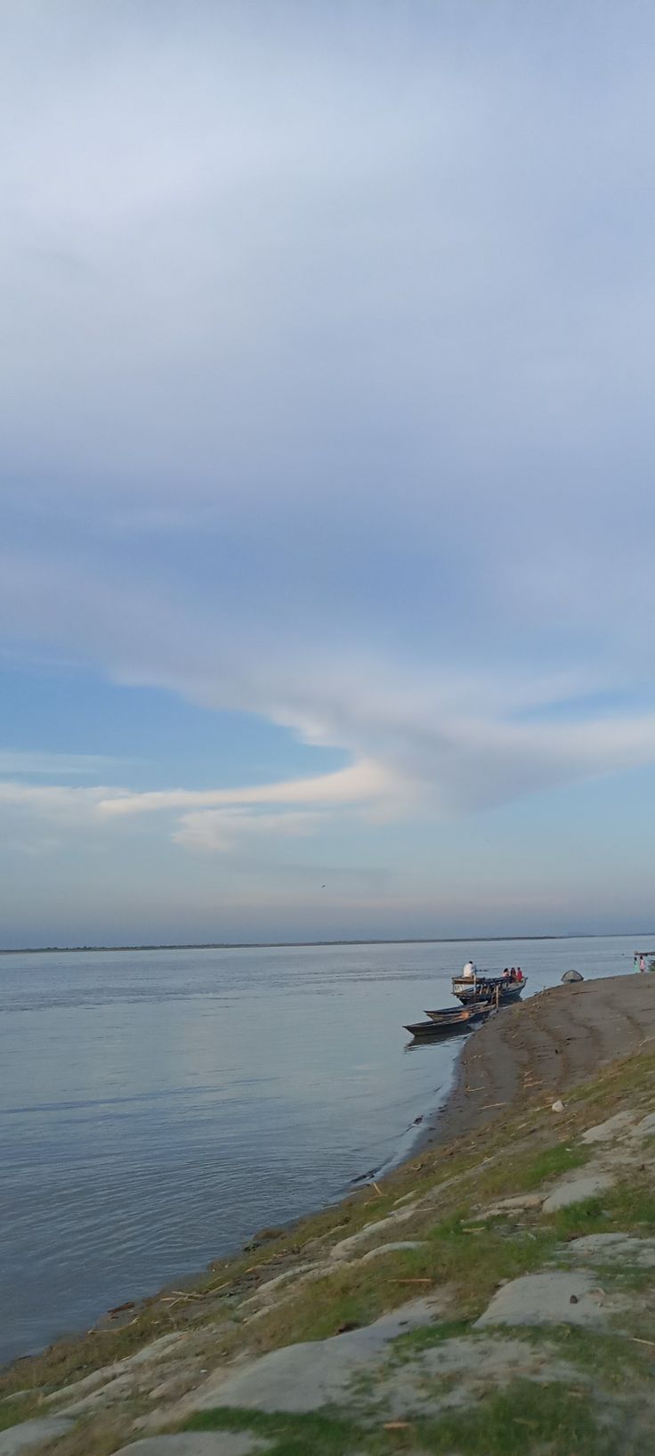 Brahmaputra river | Assam 📍 Assam Aesthetic, Assam Photography, Brahmaputra River, Reserve Bank Of India, Army Look, Modern Landscape Painting, Morning Flowers Quotes, Beautiful Eyes Pics, Good Morning Flowers Quotes