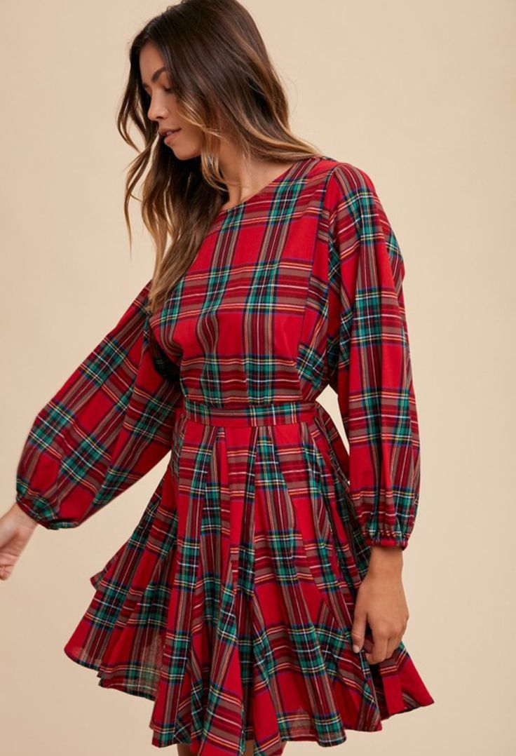 Our plaid mini-woven dress is a holiday must-have. Style it with your favorite boots or heels, this dress would be perfect for family photos, parties, and more. Finish the look with a velvet bow for a chic and effortless outfit. It has the most fun pleats for a flouncy and fun look. Details: 100% Cotton True to Size Fit Christmas Outfit Hot Weather, Thanksgiving Dresses, Plaid Dress Outfit Fall, Holiday Work Party Outfit, Plaid Christmas Dress, Blue Floral Sundress, Christmas Dress Women, Flair Dress, Effortless Outfit