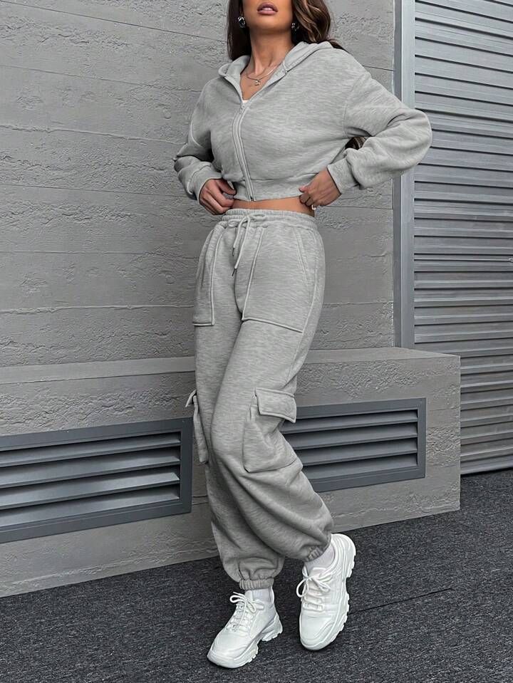 College Outfits, Two Piece Outfit, Pure Color, Fashion Online Shop, Sports Equipment, Online Fashion, Men's Clothing, Pants Set, Fashion Inspiration