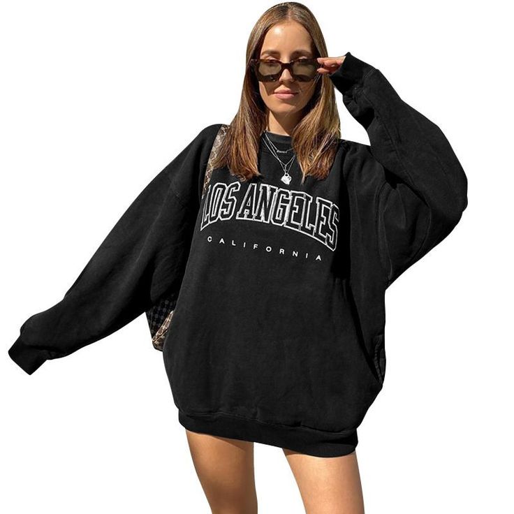 F00008509-106 Oversized College Style Tops For Fall, Oversized Tops For Fall College Style, Casual Relaxed Fit Tops For Campus, Casual Tops With Relaxed Fit For Campus, Oversized College Style Sweatshirt For Fall, Oversized Fall Sweatshirt In Casual Style, Winter College Style Crew Neck T-shirt, Black Relaxed Fit Top For Leisure, Black Fall T-shirt For College