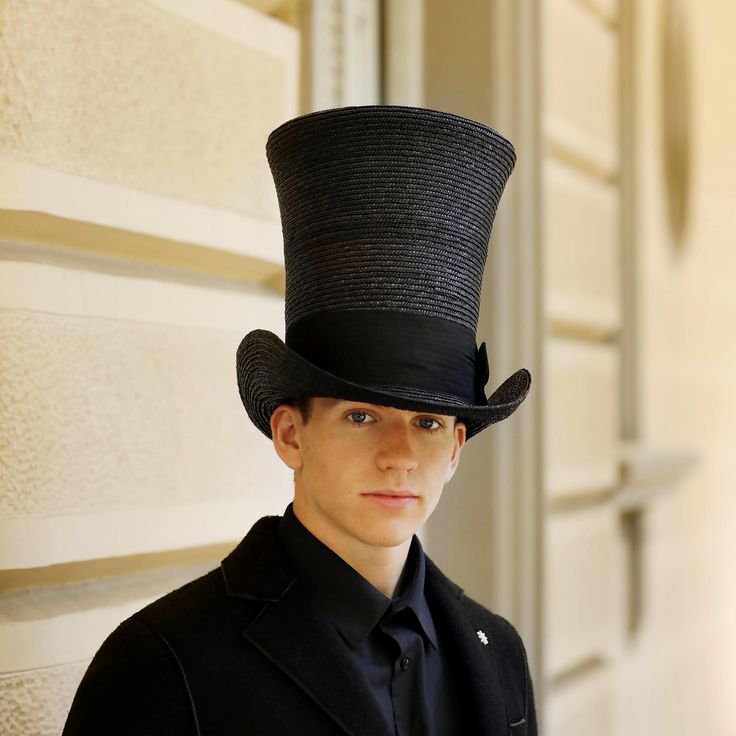 High straw Top Hat Amazing Top Hat inspired by the hat of Abraham Lincoln, with an exaggeratedly high crown. Made with 8/9 millimeters black natural straw braid and embellished with a 70 millimeters wide black grosgrain ribbon.  Measurements in centimeters are 36 x 26. Crown height 25. Brim length 8. These measurements may have some slight variation depending on the size of the hat. CUSTOM HAT OPTIONS: 1- You can choose between a grosgrain ribbon inside or a genuine leather inner sweatband. 2- You can choose the color of your hat from our straw color chart. Just write a brief note when you place the order. 3- For this hat I put a black grosgrain ribbon, however if you would like another color for trimming you can choose your favorite color from my grosgrain color chart. Just write a brief Crown Heights, Hat Custom, Top Hats, Cool Hats, Custom Hats, Hat Making, Top Hat, Kind Words, Abraham Lincoln