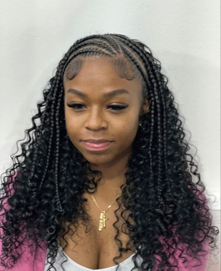 Cornrow Hairstyles With Leave Out, Cornrow Sew In Hairstyles, Corn Row Front Sew In Back, Zig Zag Braids Natural Hair, Braids Going Back With Curls, Fulani Braids With Sew In Short, Zig Zag Fulani Braids With Curls, Cris Cross Fulani Braids, Half Weave Half Braids Loose Wave