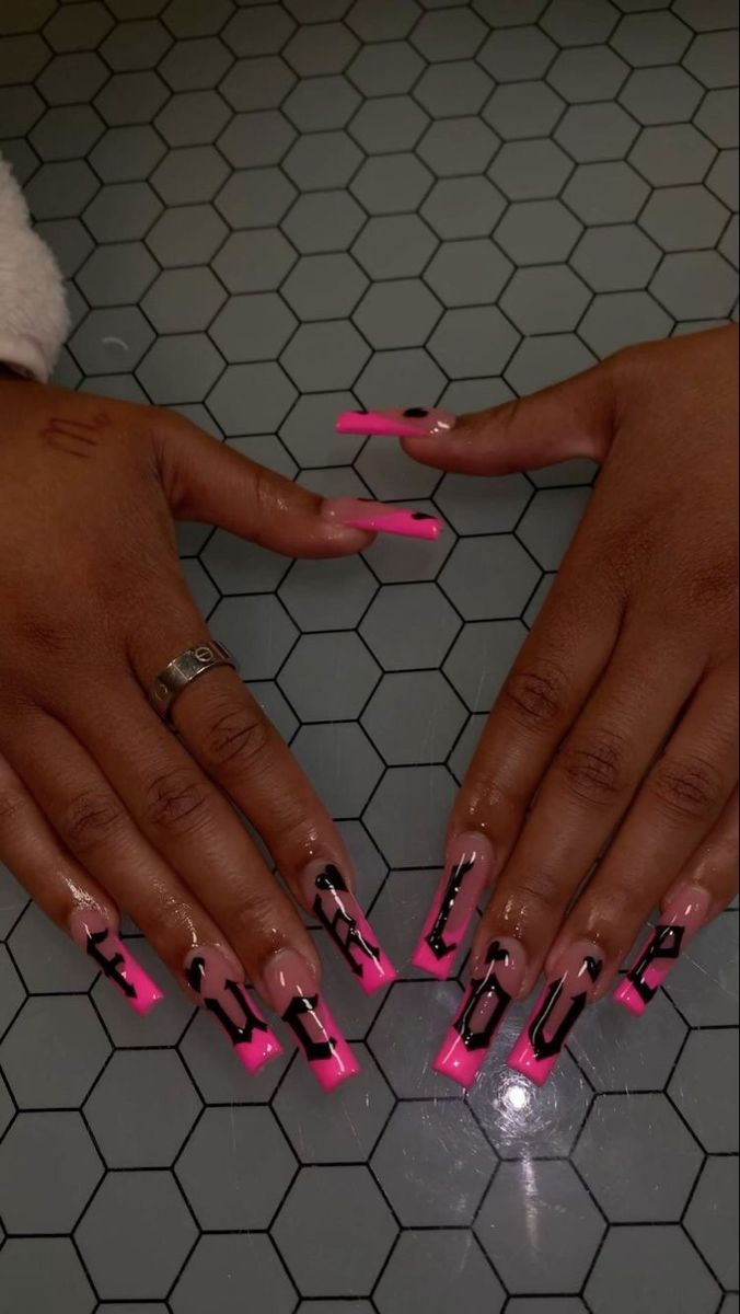 Graffiti Nails, Pink Tip Nails, Summer Walker, Long Acrylic Nail Designs, Hard Nails, Diy Acrylic Nails, Cute Acrylic Nail Designs, Long Acrylic Nails Coffin, Long Nail