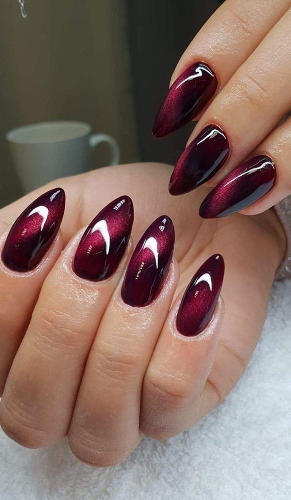 Winter Nails Gel, Unghie Sfumate, Nail Colors Winter, Nails Winter, Acrylic Coffin, Designs Nail, Cat Eye Nails, Black Nail, Winter Nail Art