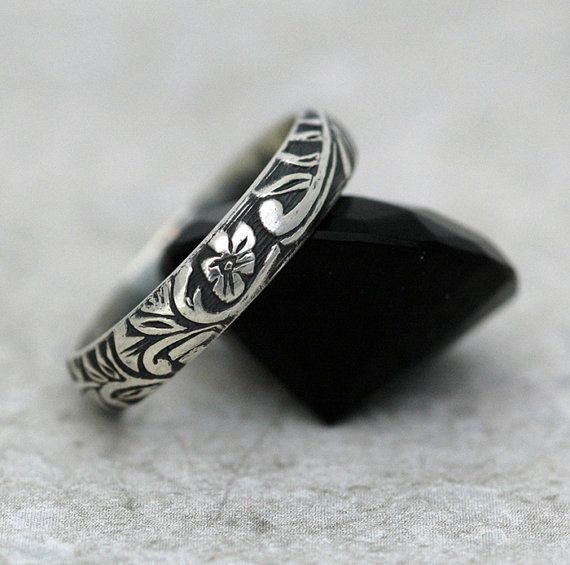 Floral and Scroll Ring in Sterling Silver Scroll Ring, Sea Inspired Jewelry, Modern Wedding Band, Metal Wedding, Stamped Metal, Funky Jewelry, Thumb Rings, Vintage Pattern, Floral Rings