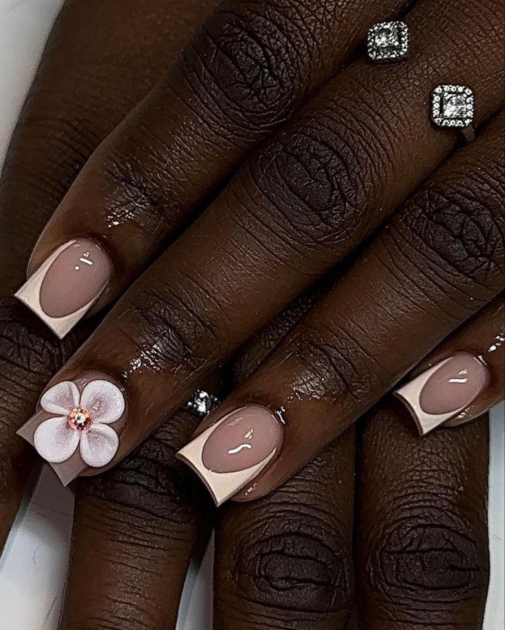 Cute Square Nail Designs, Island Nails, Junk Nails, Square Nail, Graduation Nails, Square Nail Designs, Short Square Nails, Cream Nails, 2024 Graduation