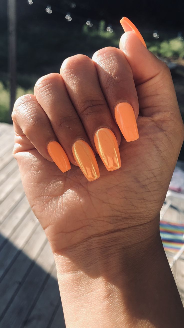 Neon Glazed Donut Nails, Dnd Pumpkin Spice Nails, Orange Mirror Nails, Pearl Orange Nails, Pumpkin Chrome Nails, Orange Pearl Nails, Summer Nails With Chrome, Orange Chrome Acrylic Nails, Orange Nails With Chrome