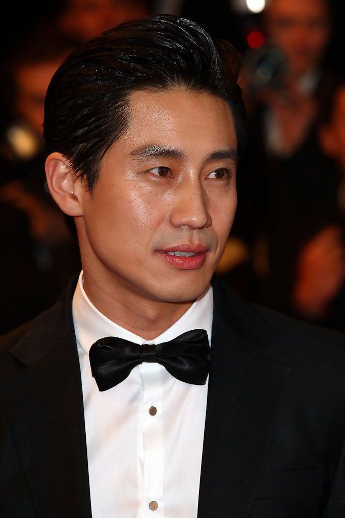 Shin Ha-Kyun Park Chan Wook, Korean Male Actors, North Korean, Grown Man, Watch Full Episodes, I Have A Crush, Running Man, Famous Faces, Korean Men