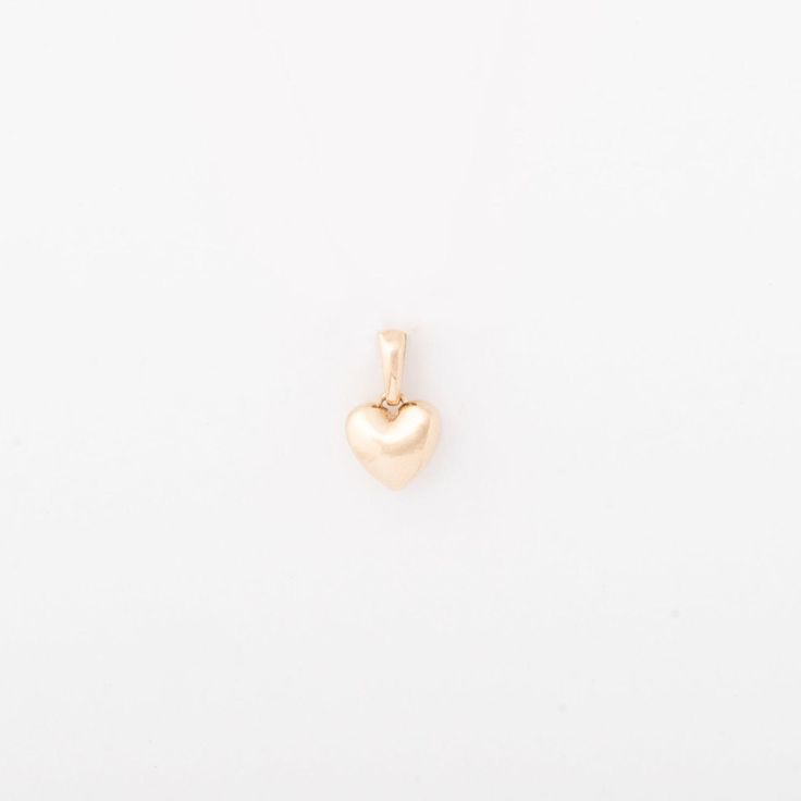 The Heart Necklace is the perfect piece for all of the loves in your life. Dimensions: 7mm Everyday 14k Rose Gold Heart Necklace, Everyday Rose Gold 14k Heart Necklace, Everyday Rose Gold Heart Pendant Necklace, Everyday Double Heart Rose Gold Necklace, Everyday Rose Gold Double Heart Necklace, Rose Gold Charm Necklace With Round Heart Pendant, Tarnish Resistant Rose Gold Heart Pendant Necklace, Rose Gold Heart Pendant Charm Necklace, Rose Gold Tarnish Resistant Heart Pendant Necklace