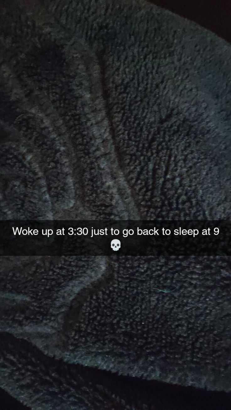 the text on the phone says wake up at 3 30 just to go back to sleep at 9