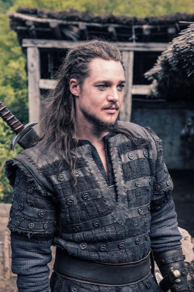 Alexander Dreymon wants The Last ... V Drama, The Last Kingdom Series, Uhtred Of Bebbanburg, Alexander Dreymon, Last Kingdom, Viking Hair, The Last Kingdom, Actor Picture, Viking Warrior