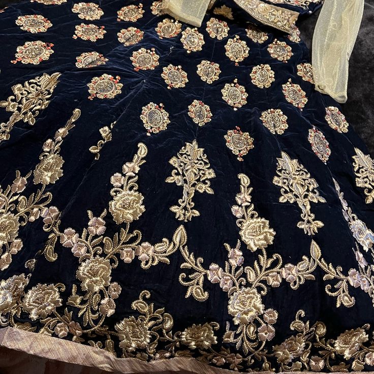 Description: Velvet Gown! Length Is 60 Inches. Will Ship With Matching Scarf/Dupatta. Sizing: Fits Like A Medium. Condition: Nwot. It Has Not Been Worn Tags: Indian Fashion, Indian Wedding, Punjabi, Indian Ethnic Wear, Lengha, Saree, Salwar Suit, Bollywood, Dupatta, Salwar Suit, Indian Suit, Sharara. Blue Sharara With Intricate Embroidery For Formal Occasions, Elegant Royal Blue Sets For Reception, Elegant Royal Blue Reception Sets, Traditional Velvet Wedding Dress, Blue Formal Gown With Resham Embroidery, Formal Blue Gown With Resham Embroidery, Formal Blue Embroidered Lehenga, Elegant Royal Blue Traditional Wear For Wedding, Royal Blue Wedding Dress With Intricate Embroidery