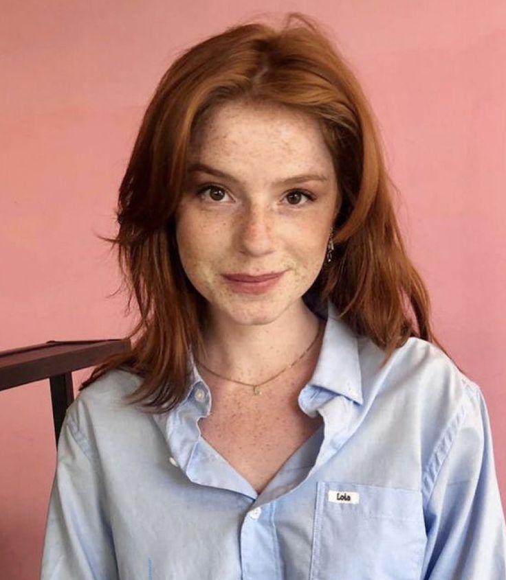 Luca Hollestelle, Women With Freckles, Beautiful Freckles, Freckles Girl, Pretty Redhead, Light Film, Beautiful Red Hair, Redhead Beauty, Redhead Girl