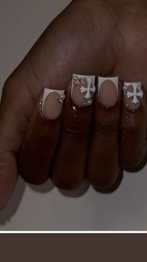 Nails 2015, Cute Short Nails, Acrylic Nail Set, Hard Nails, White Acrylic Nails, Colored Acrylic Nails, French Tip Acrylic Nails, Girly Acrylic Nails, French Acrylic Nails