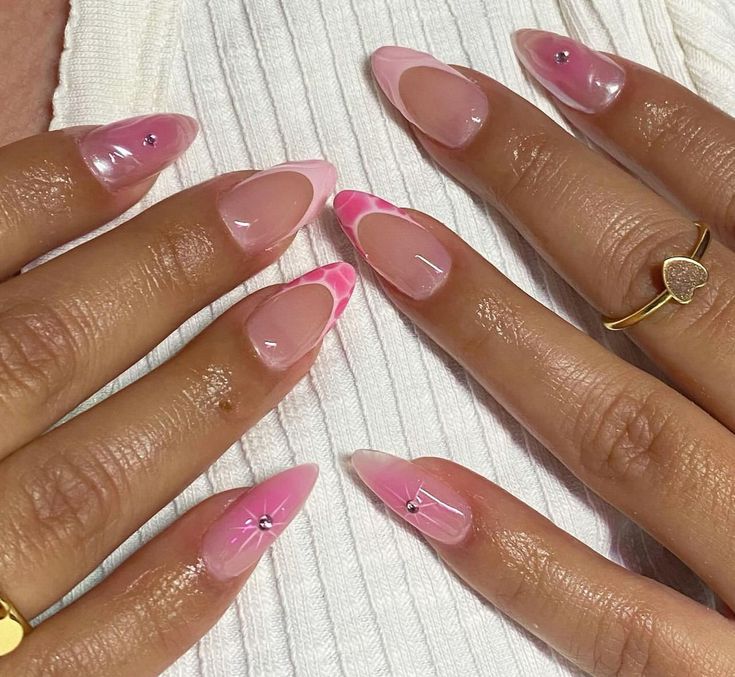 Almond Nails Pink, Pink French Nails, Chevron Nails, Summery Nails, Classy Acrylic Nails, Almond Acrylic Nails, Pink Nail, Pink Acrylic Nails, Spring Nail