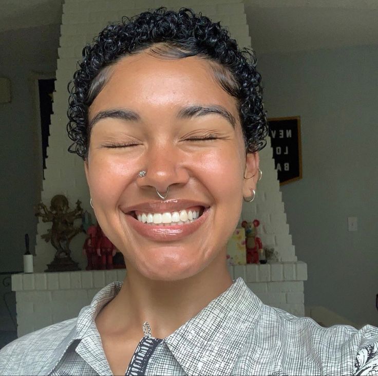 4c Big Chop, Big Chop Curly Hair, Twa Afro, Short 4b Hair, Short Twa Hairstyles, Big Chop Natural Hair, Short Dyed Hair, Short Natural Curly Hair, Short Shaved Hairstyles