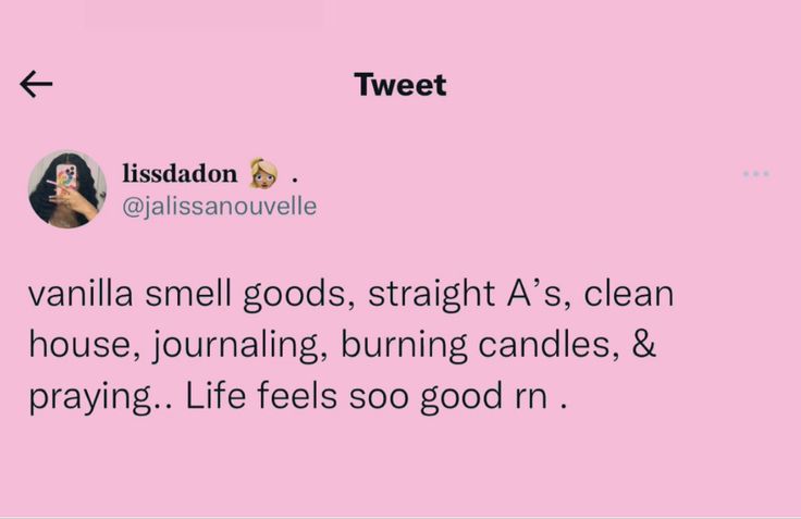 tweet about vanilla smellless candles on pink paper with the caption'vanilla smellless candles '