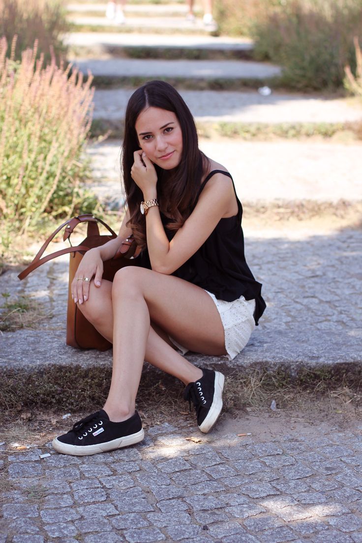 Black and White Ensemble - Nisi is wearing high-waisted crochet shorts, flowy top, bucket bag and superga sneakers - teetharejade.com Black Superga Outfit, Superga Outfit, Black And White Outfit, Flowy Crop Top, Superga Sneakers, Crochet Shorts, My Dear Friend, Sneakers Outfit, Best Sneakers