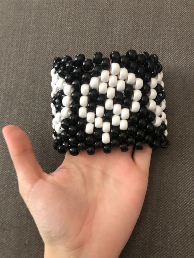 Grunge Kandi, Alt Bracelets, Kandi Patterns Cuff, Emo Kandi, Kandi Singles, Scene Diy, Homemade Accessories, Skeleton Gloves, Kandi Cuff Patterns