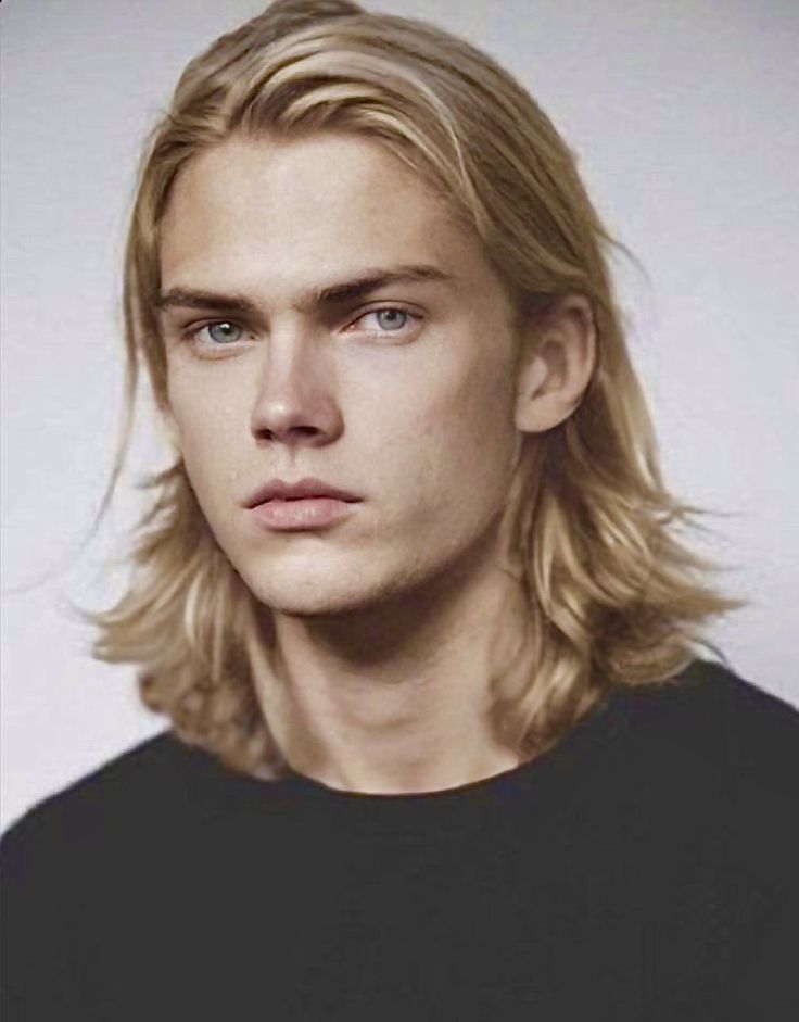 Blonde Male Models Character Inspiration, Men Shoulder Length Hairstyles, Blond Man Long Hair, Sharp Face Men, Male Hair Art Reference, Man Long Blonde Hair, Male Model Hair, Guy Reference, Guy Haircuts Long