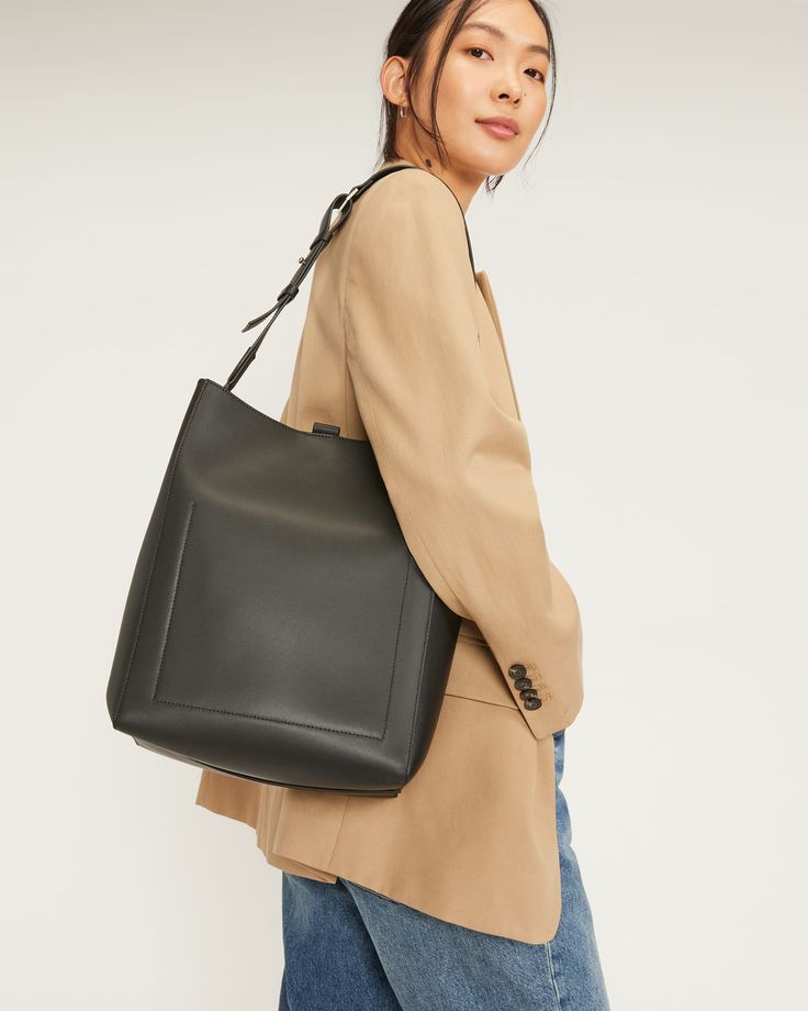 The Studio Bag Black – Everlane Versatile Business Box Bag With Adjustable Strap, Versatile Business Bags With Detachable Strap, Versatile Business Bag With Detachable Strap, Classic Rectangular Hobo Bag For On-the-go, Modern Crossbody Shoulder Bag With Adjustable Strap, Modern Everyday Crossbody Satchel, Modern Satchel Bag With Adjustable Strap, Classic Everyday Box Bag With Adjustable Strap, Modern Box Shoulder Bag With Adjustable Strap