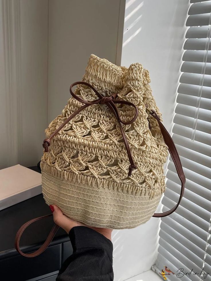 BirdinBag - Compact Drawstring Straw Bag Straw Bucket Bag, Summer Getaway, Tropical Style, Bag Bag, Free Logo, Color Khaki, Atom, Effortless Style, Straw Bag