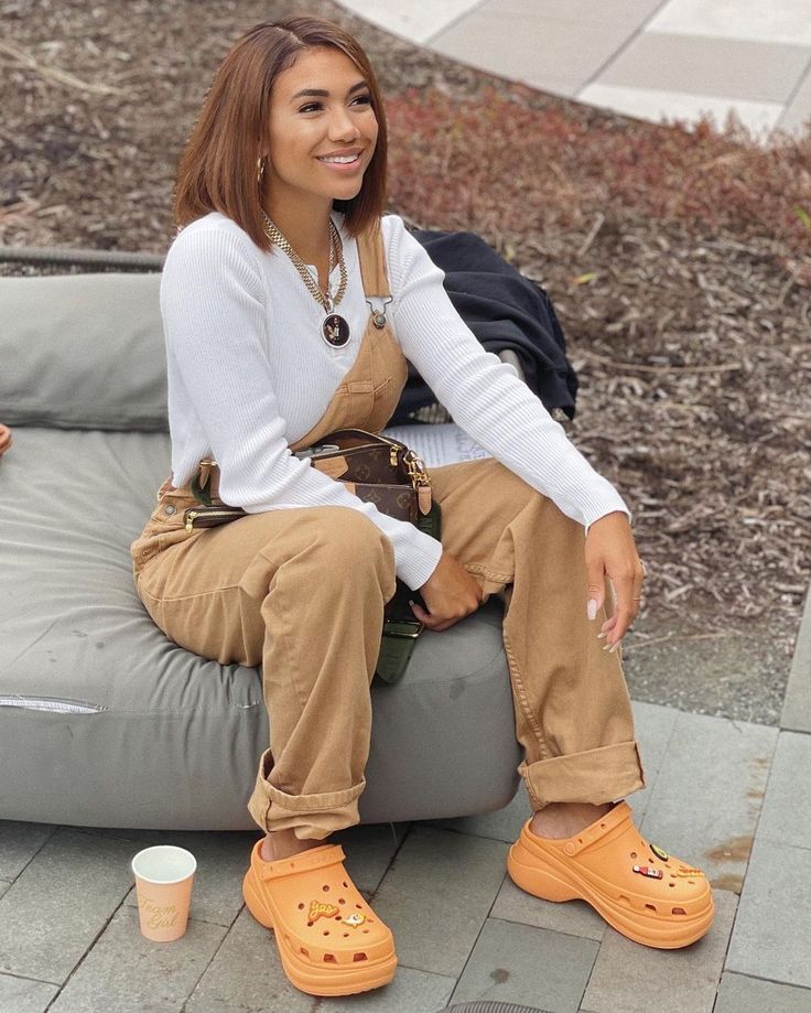 Paige Audrey-Marie Hurd🦒 on Instagram: “never perfect but you know a playa heart 🥰���🧡” Paige Hurd, Audrey Marie, Tt Pfp, Makeup Rooms, Effortlessly Chic Outfits, Body Shots, Aesthetic Love, Chill Outfits, Clothing Outfits