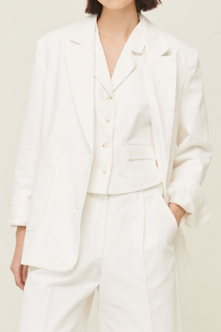 Rebecca Classic Blazer Front button closure 3-pocket style Full lined * Product Specification 100% Cotton * Flat Measurement: S/M: Shoulder: 41cm (16.1in) / Bust: 48.5cm (19.1in) / Sleeve: 58cm (22.8in) / Armhole: 22cm (8.7in) / Length: 69.5cm (27.4in) / M/L: Shoulder: 42cm (16.5in) / Bust: 51cm (20in) / Sleeve: 59cm (23.2in) / Armhole: 24cm (9.4in) / Length: 70cm (27.5in) / * Professional Clean Only / Do Not Tumble Dry Model's height is 5′ 7″ (176cm) Bust 31in Waist 23in Hip 34in and wearing S/ Classic Blazer, S M, White Blazer, Women's Blazer, Jackets & Coats, Blazer, How To Wear