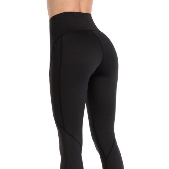 Mid To High Rise Yoga Pants With Wide Waistband Provide Appropriate Tummy Control Effect Cozy Fitness Leggings Made Of Moisture Wicking And 4-Way Stretch Fabric Spandex Provide Good Stretch And Elastic For Squat Proof While Serve As Workout Leggings Skinny Leg Opening Stretch Pants Easy Matching To All Tops And Shoes. Black Elastic Gym Bottoms, Black Elastic Athleisure Leggings, High Waist Black Leggings With Elastic Waistband, Black Elastic Gym Pants, Elastic Black Pants For The Gym, Black Elastic Pants For Gym, Black Compression Yoga Pants, High Rise Gym Leggings With Wide Waistband, High Rise Leggings With Wide Waistband For Gym