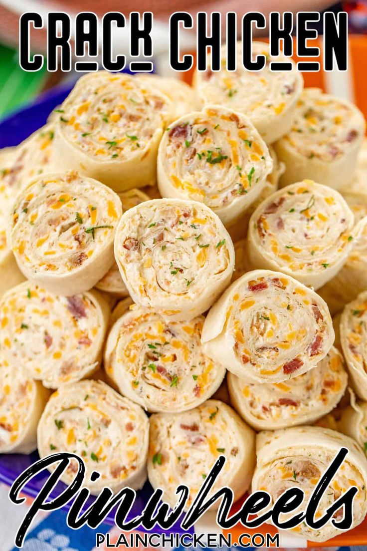 Make With Rotisserie Chicken, Chicken Pinwheels, Cheese Cheddar, Pinwheel Recipes, Plain Chicken, Appetizers Easy Finger Food, Finger Foods Easy, Boat Food, Bacon Ranch