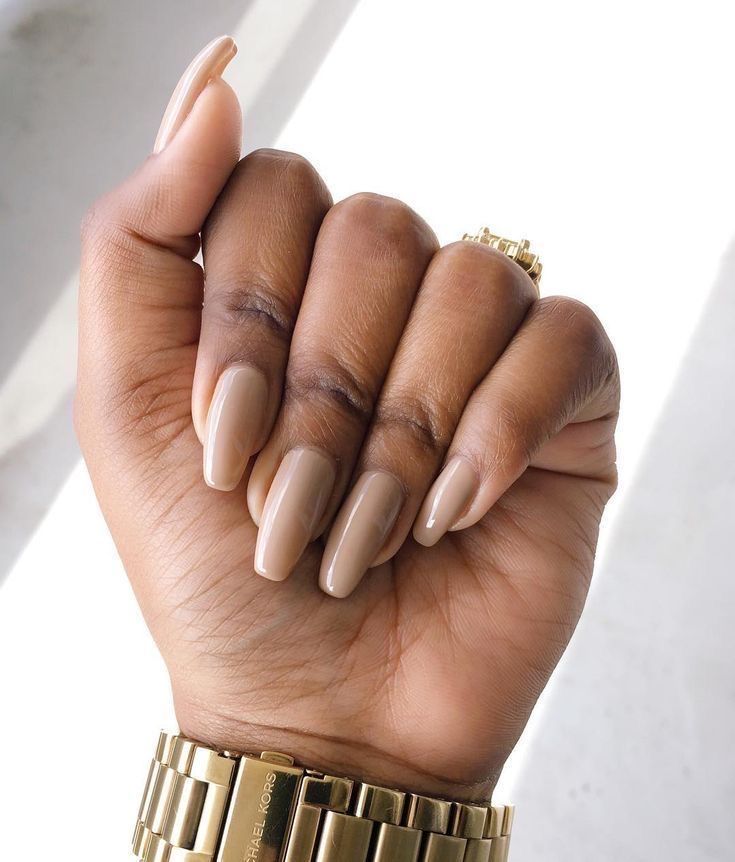 Almond Nails Dark Skin, Almond Nails Dark, Nails Dark Skin, Ongles Beiges, Nails Dark, Dark Nails, Neutral Nails, Brown Nails, Girls Nails