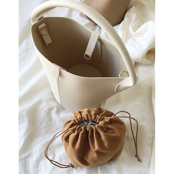 2021 New style. Simple leather bucket bag. Material: PU Leather Size: 15cm bottom diameter x 21cm tall (5.9in x 8.2in) Item #8195 Chic Bucket Leather Bag with Shoulder Strap and Inner Pouch, Women's Everyday Handbag Bucket-shaped Shopping Bag With Dust Bag, Beige Leather Bucket Bag For Shopping, Handheld Leather Bucket Bag With Removable Pouch, Leather Bucket Shoulder Bag With Dust Bag, Leather Bucket Bag With Large Capacity, Everyday Leather Hobo Bag With Dust Bag, Leather Large Capacity Pouch Bucket Bag, Leather Handheld Bucket Bag For Shopping, Large Capacity Leather Pouch Bucket Bag