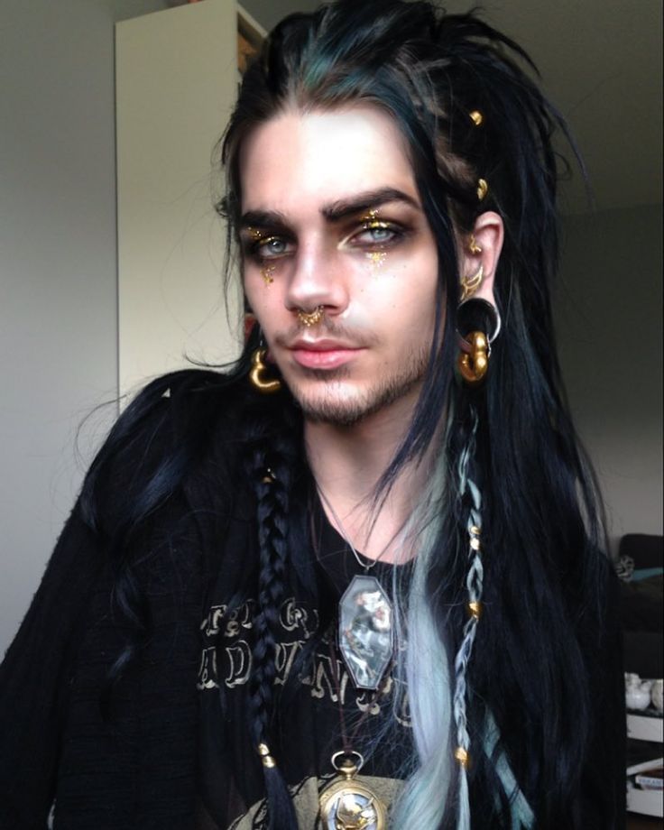 Nils Kuiper, Drag King Makeup, Long White Hair, Goth Guys, Drag King, Viking Hair, Male Makeup, Goth Makeup, Look Of The Day