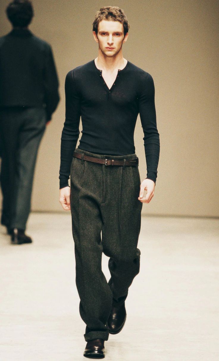 Modern Goth Outfits Men, Prada Menswear, Menswear Runway, Business Chic, Mens Outfit Inspiration, Streetwear Men Outfits, Prada Men, 가을 패션, Looks Style