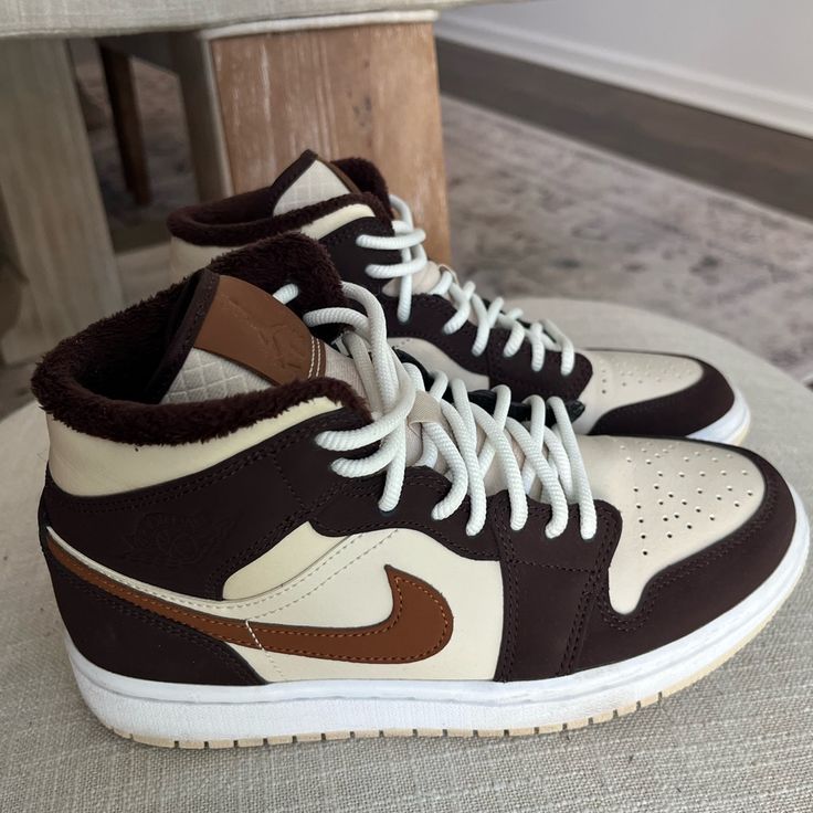 Nike Jordan Used Like New Size 6.5 Brown And Cream Excellent Conditions Jordans Brown, Brown Nike Air Jordans, Sporty Brown Lace-up Jordan Shoes, Cream And Brown Jordans, Jordan 1 Mid Earthy Brown, Nike Jordan, Womens Shoes Sneakers, Nike Women, Nike Shoes