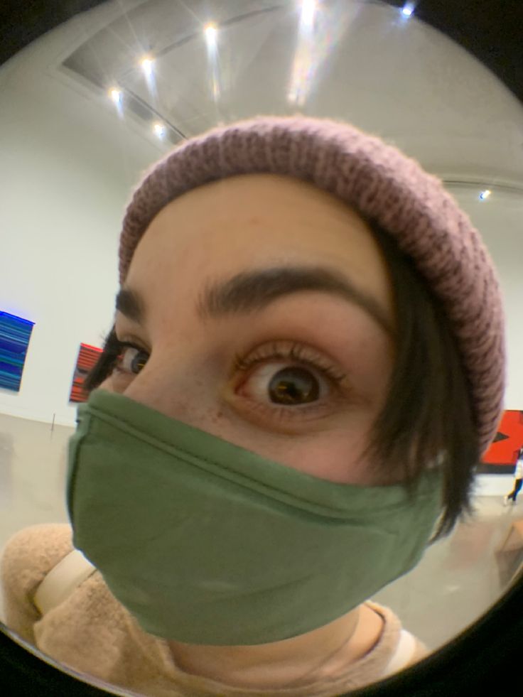 Aesthetic Fisheye  camera closeup Close Up Perspective Drawing, Fish Eye Lens Face Close Up, Fisheye Lense Drawing Reference, Fish Eye Close Up, Fish Eye Lense Reference, Pose Reference Close Up, Fisheye Face, Pov Reference, Fisheye Portrait